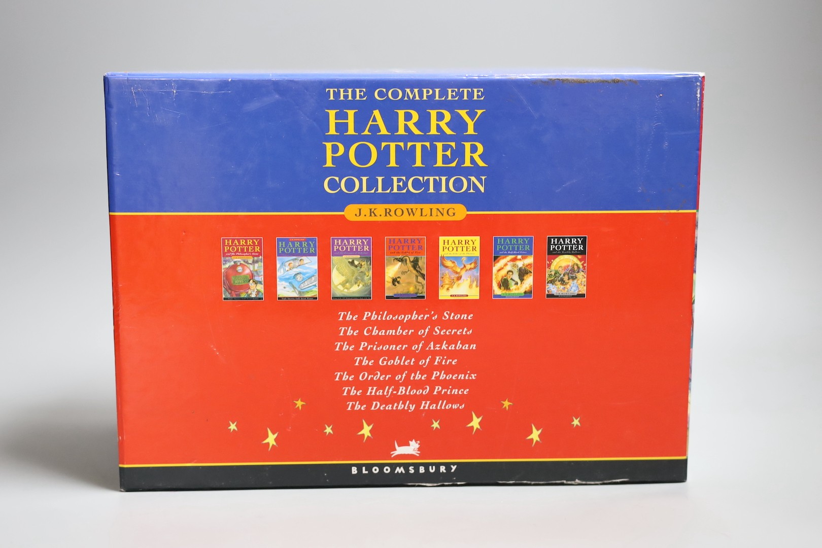 Rowling, J.K. - The Complete Harry Potter Collection, 7 vol. boxed set. half and title pages with the Hogwarts arms; coloured pictorial boards and d/ws. and contained in the original coloured pictorial box. Bloomsbury, (